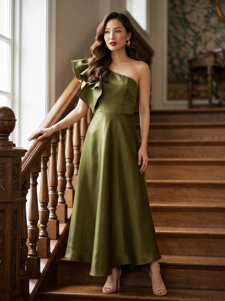 Wyne Dress (Gazar Fabric)
